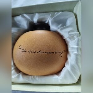 HeartWarmers "Mother's heart" Tea Light Candle Holder. New.